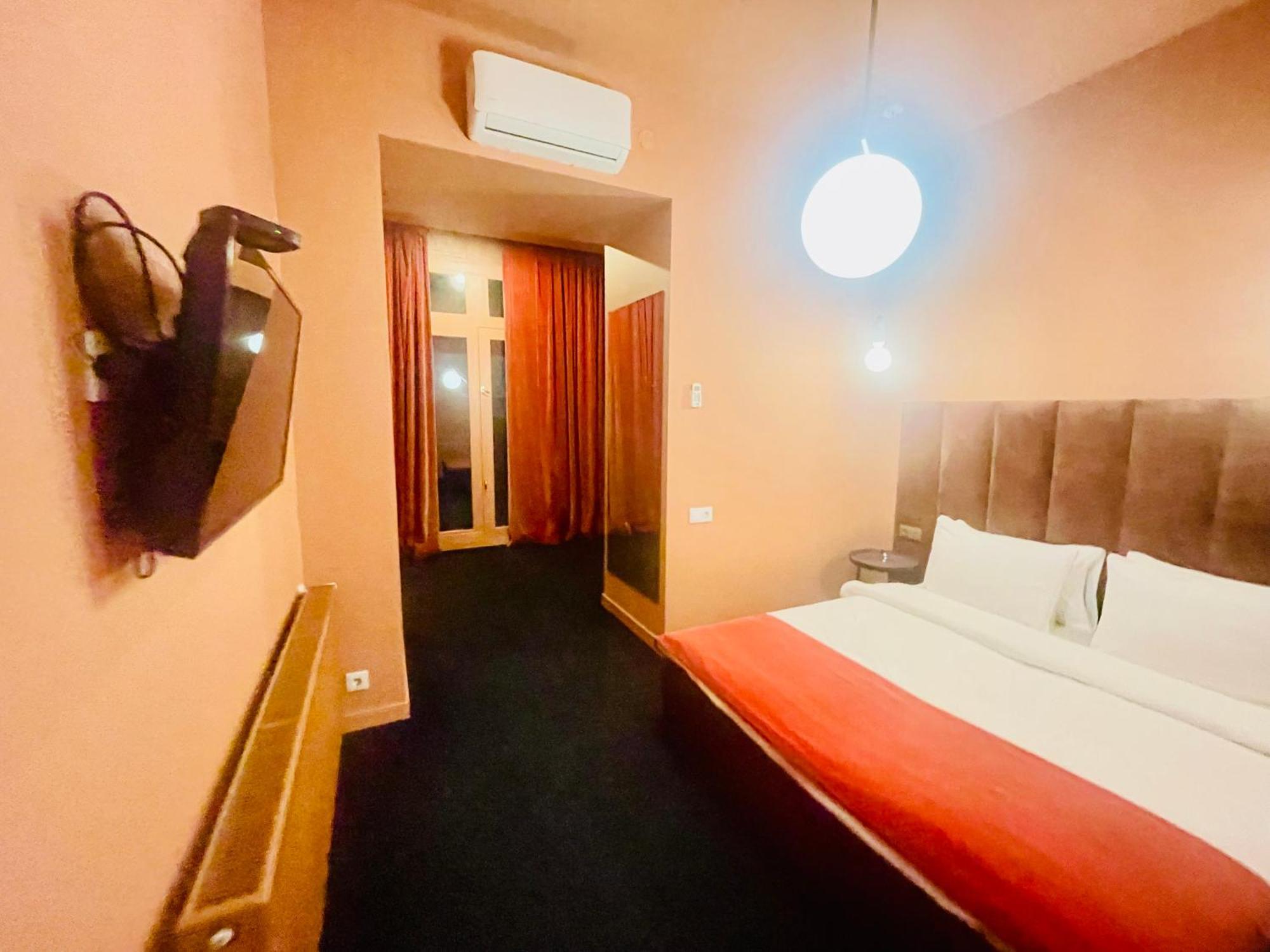 Freeze Inn Tbilisi ภายนอก รูปภาพ
